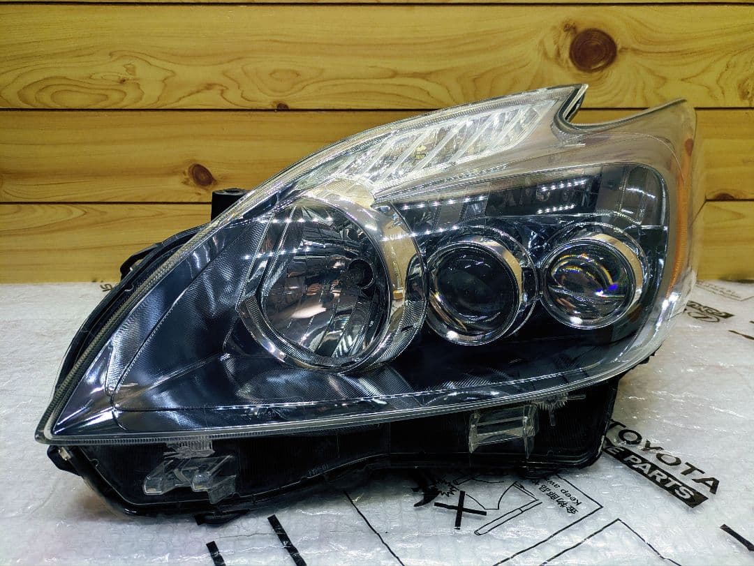 30プリウス LED ヘッドライト ツーリング US仕様 USDM 黄ばみ無し