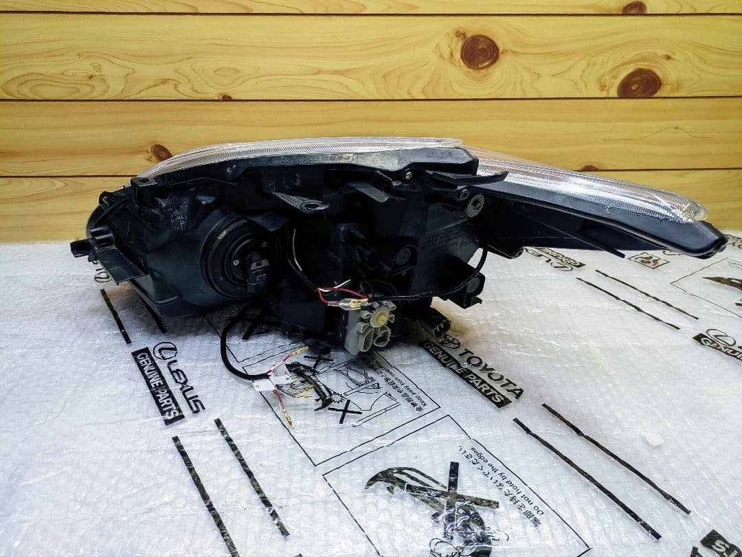 30プリウス LED ヘッドライト ツーリング US仕様 USDM 黄ばみ無し