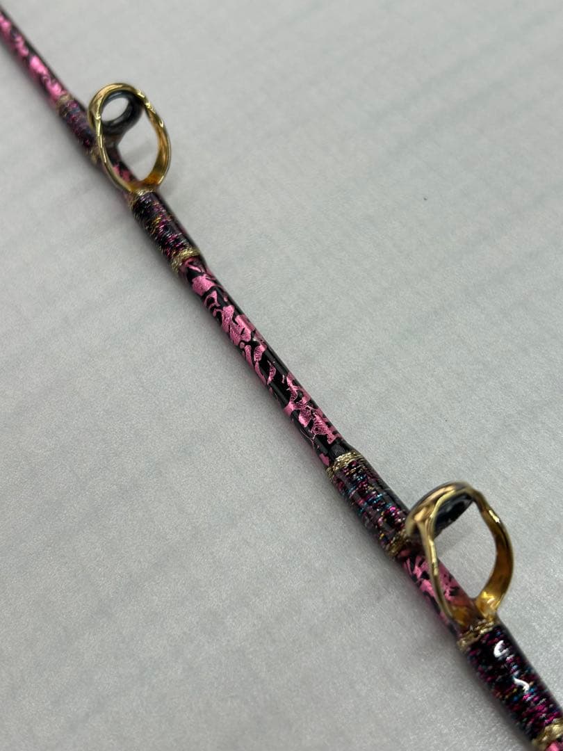 アリゲータースタンディング ギルオンスロート 14-160 黒/ピンク