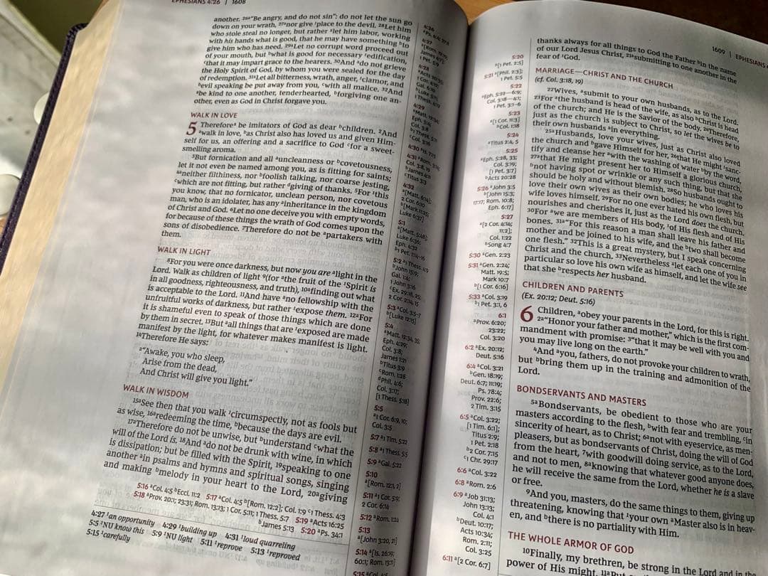 【希少品】英語の聖書 ノート欄付き NKJV Wide-Margin Bible