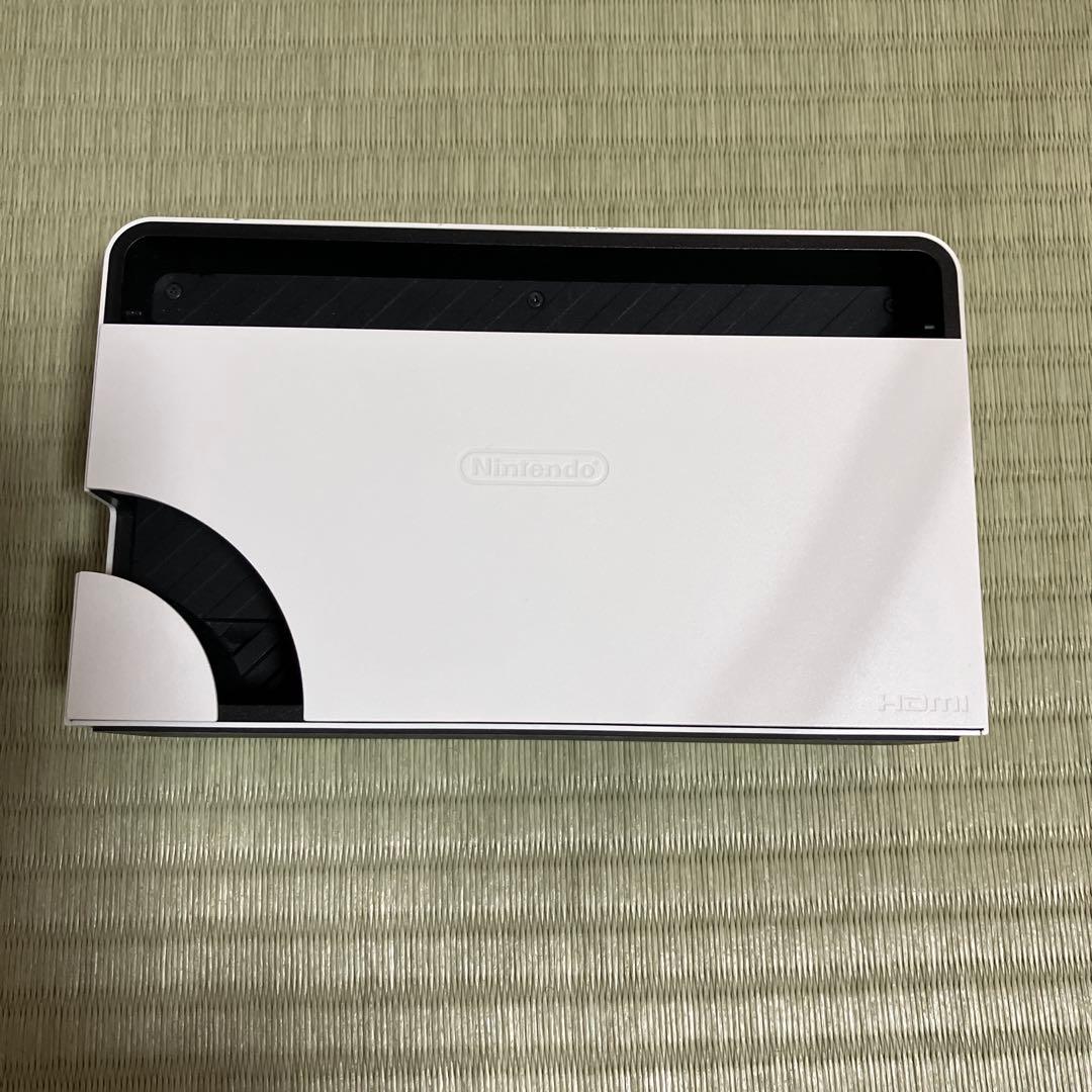 Nintendo Switch有機ELモデル　ホワイト　SDカード付(128)