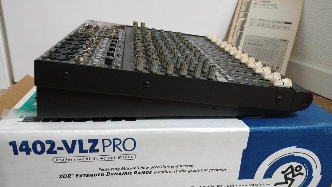 MACKIE 1402-VLZ PRO アナログミキサー