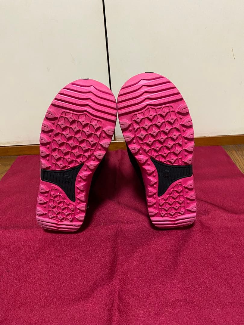 【新品未使用】BURTON MINT ASIAN FIT 23.5cm