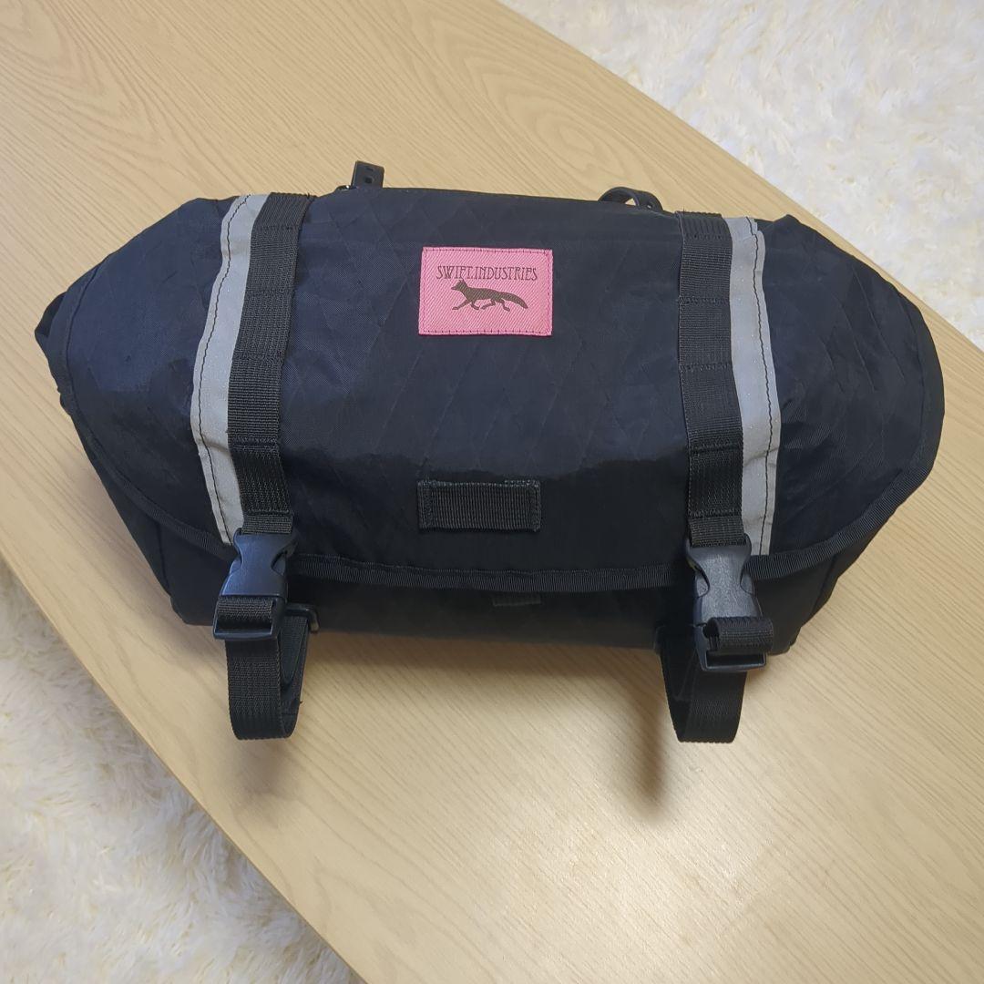 SWIFT INDUSTRIES Catalystpack ハンドルバーバッグ