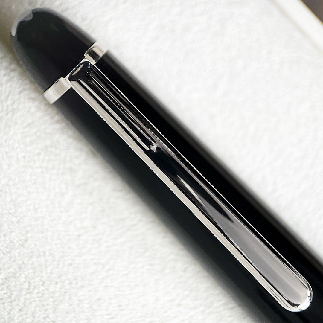 極美品 モンブラン マイスターシュテュック ミッドサイズ ボールペン プラチナ
