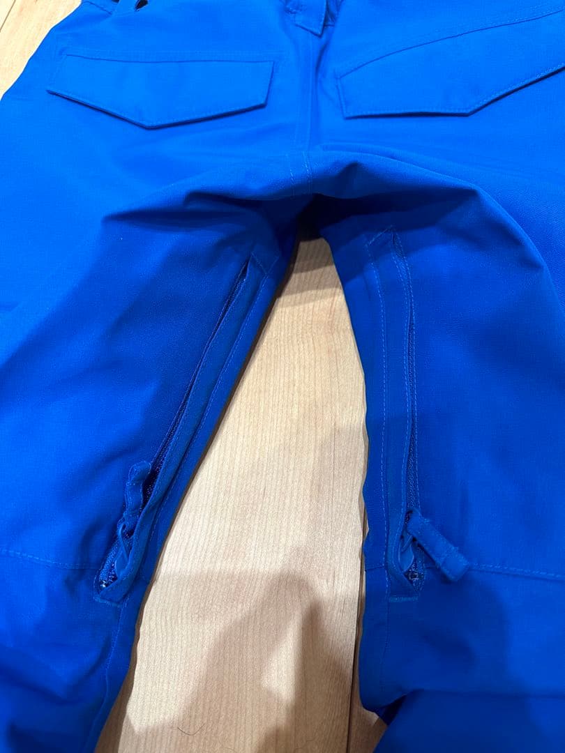 新品未使用　定価31,900円　バートン キッズ パンツGORE-TEX