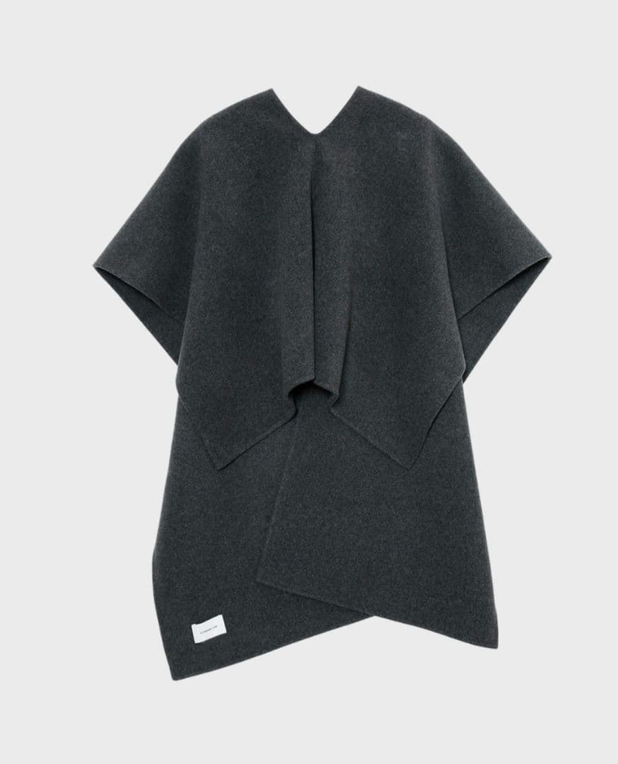 STUNNING LURE ストールポンチョ　新品未使用