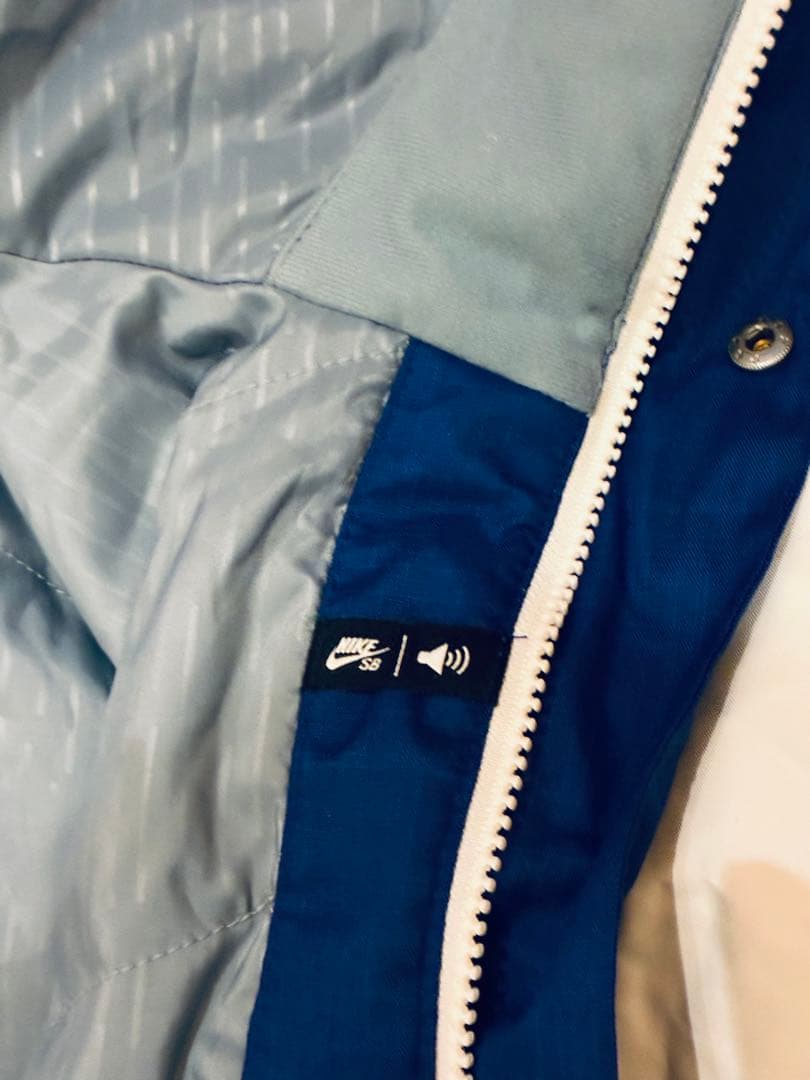 新品未使用　ナイキ　Nike SB S-P-CH ネイビー/ホワイトジャケット
