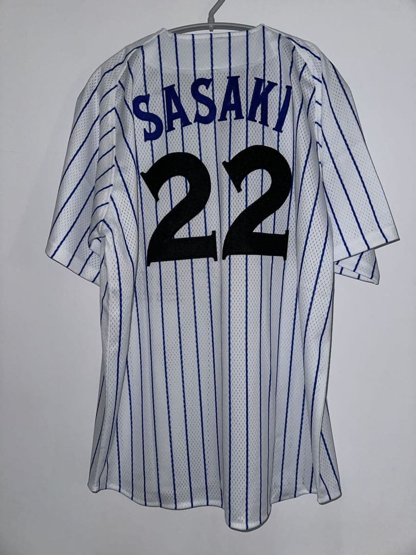 復刻横浜DeNAベイスターズ復刻ユニフォーム　サイズ　L 豪華刺繍佐々木　22番
