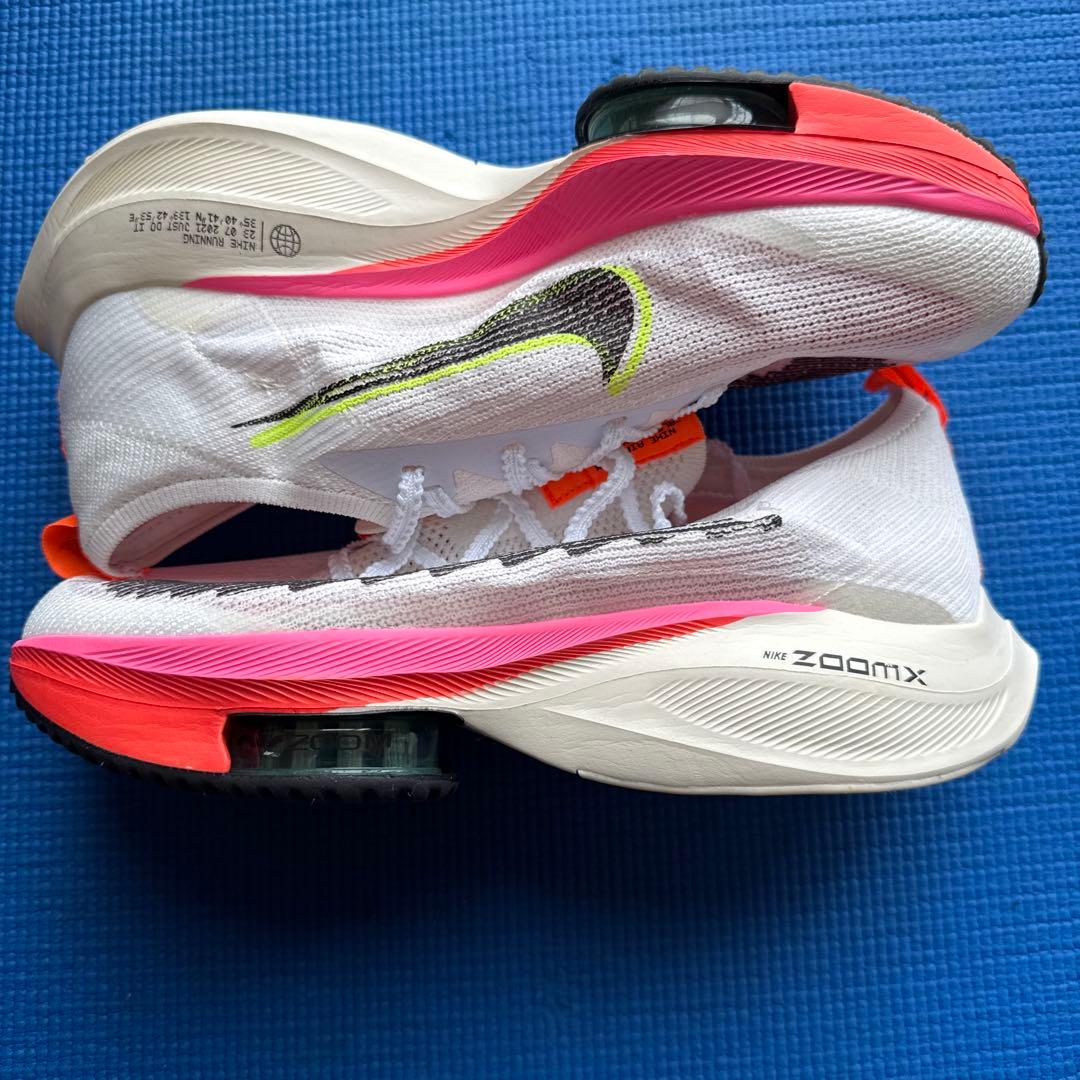 ランニングシューズ