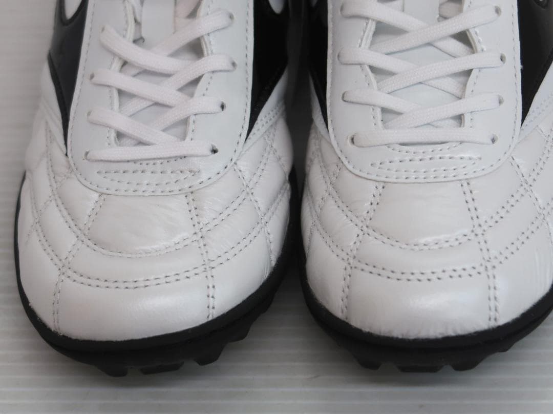 未使用 MIZUNO フットサルシューズ モレリア TF ターフコート【G】.