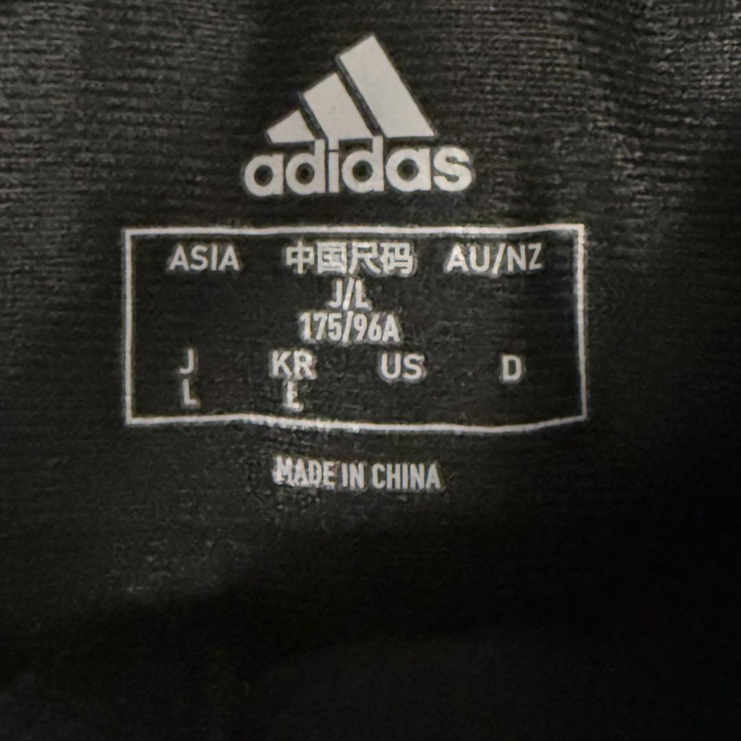 adidas ベンチコート