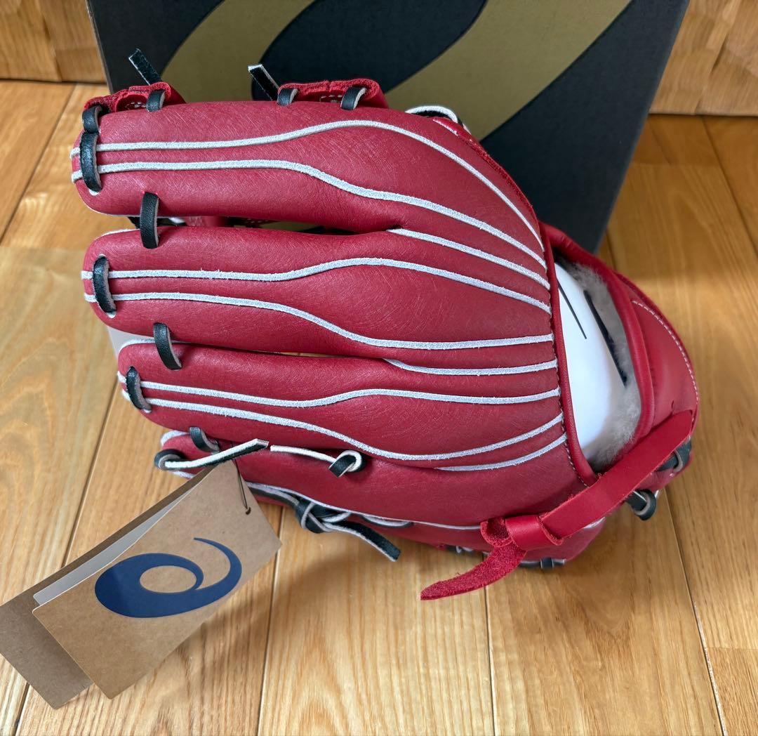 アシックス　GOLDSTAGE 硬式用LYTE TECH内野手用