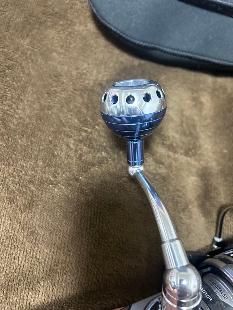 DAIWA SALTIGA 4500H スピニングリール