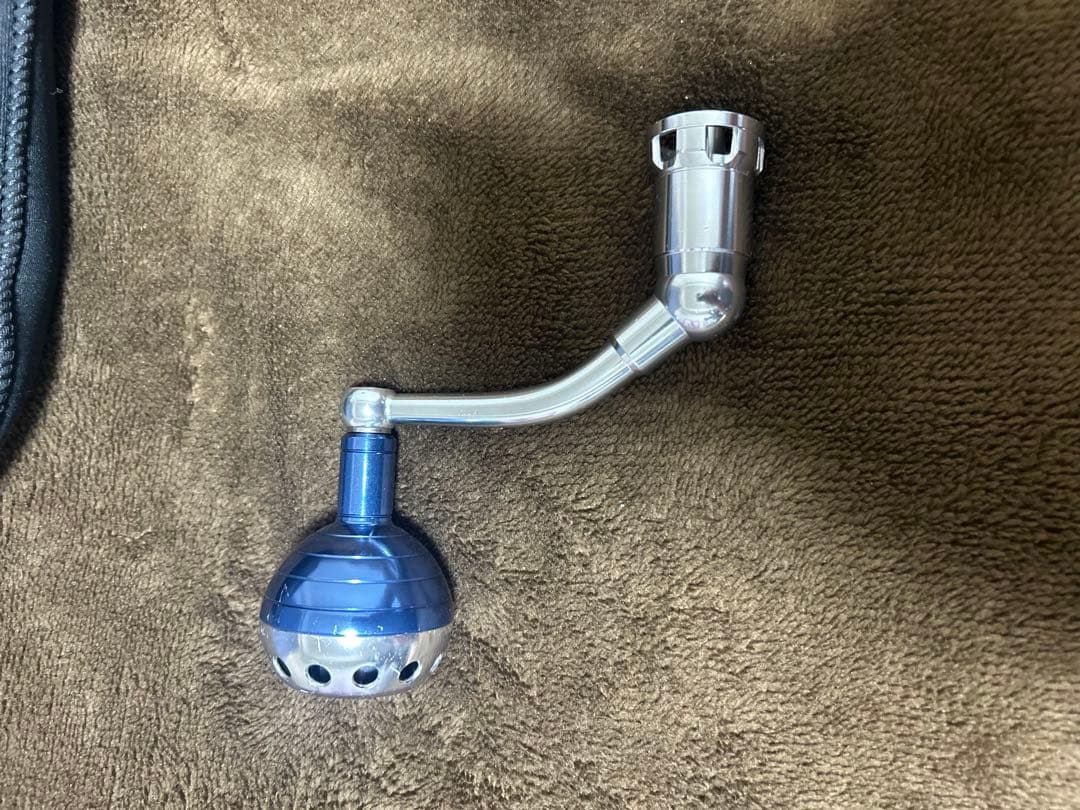 DAIWA SALTIGA 4500H スピニングリール