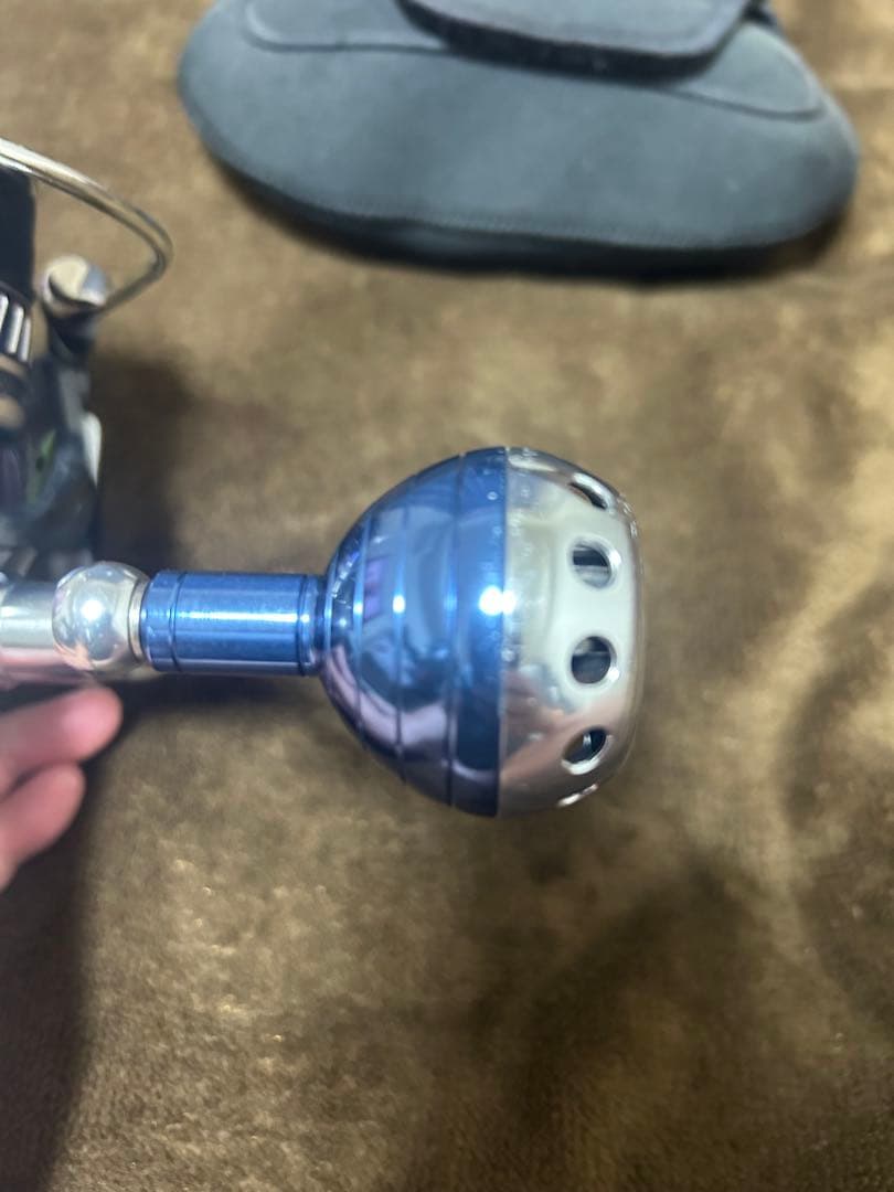 DAIWA SALTIGA 4500H スピニングリール