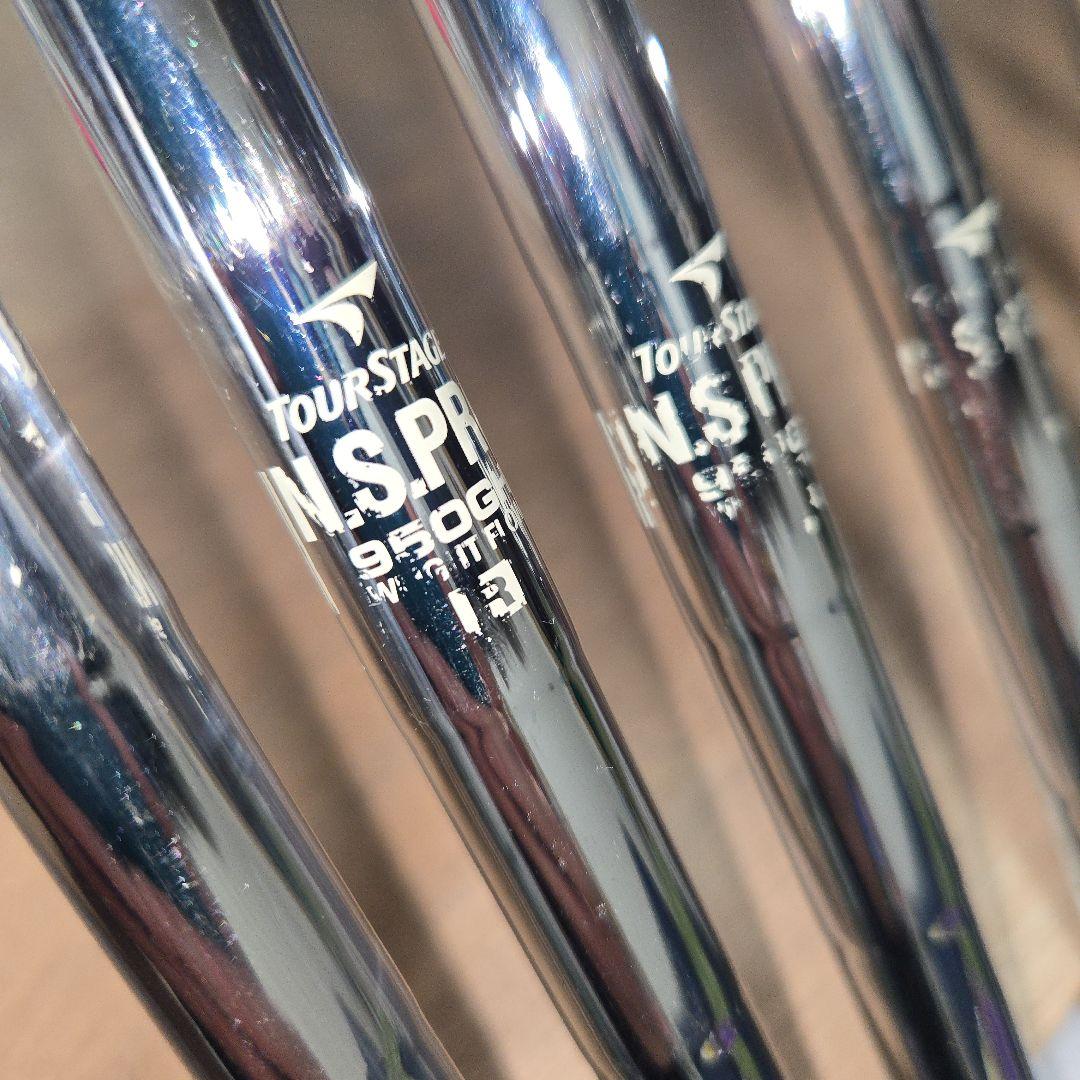 ツアーステージViQフォージド アイアンセット８本組 マーカー&ティー付