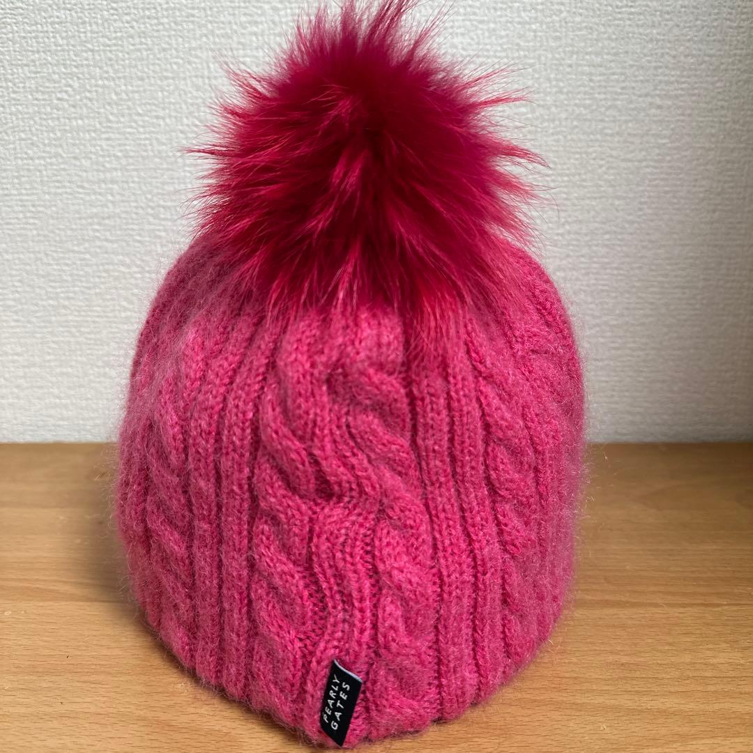 PG ポンポン付きピンクニット帽