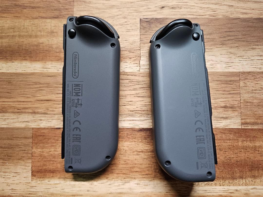 Nintendo Switch グレー　バッテリー強化モデル　専用ポーチ付き