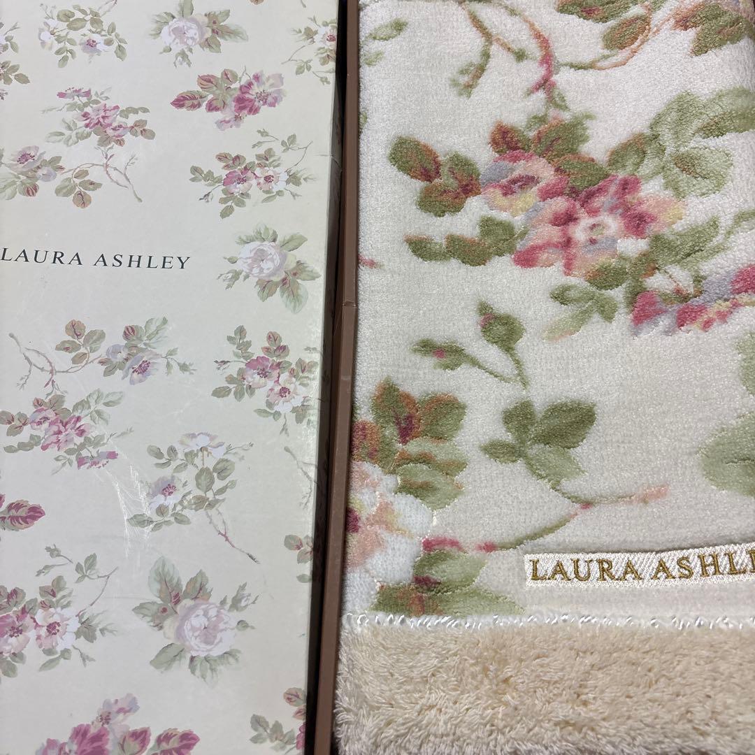◎希少 LAURA ASHLEY ローラアシュレイ バスマット 花柄 未使用