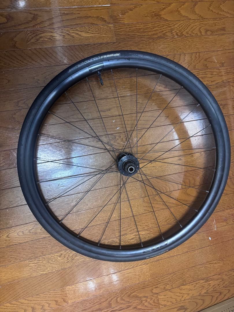 GIANT PR2 チューブレスレディ完組ホイール 700C