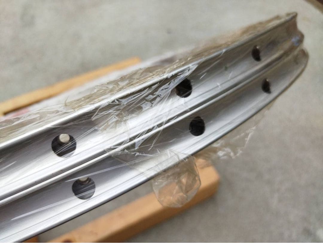 新品未使用 カンパ BARCELONA チューブラーリム 2本 700C 32H