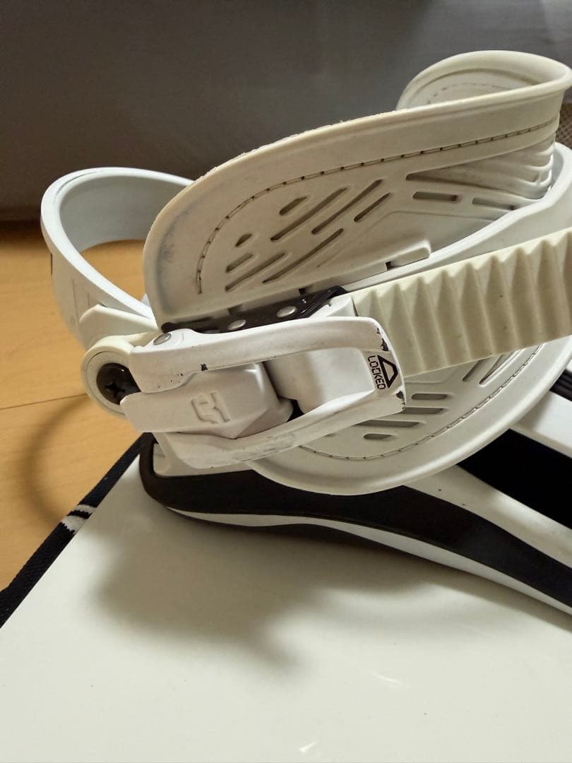 【まるさん専用】En Guard スノーボード 142cm ホワイト