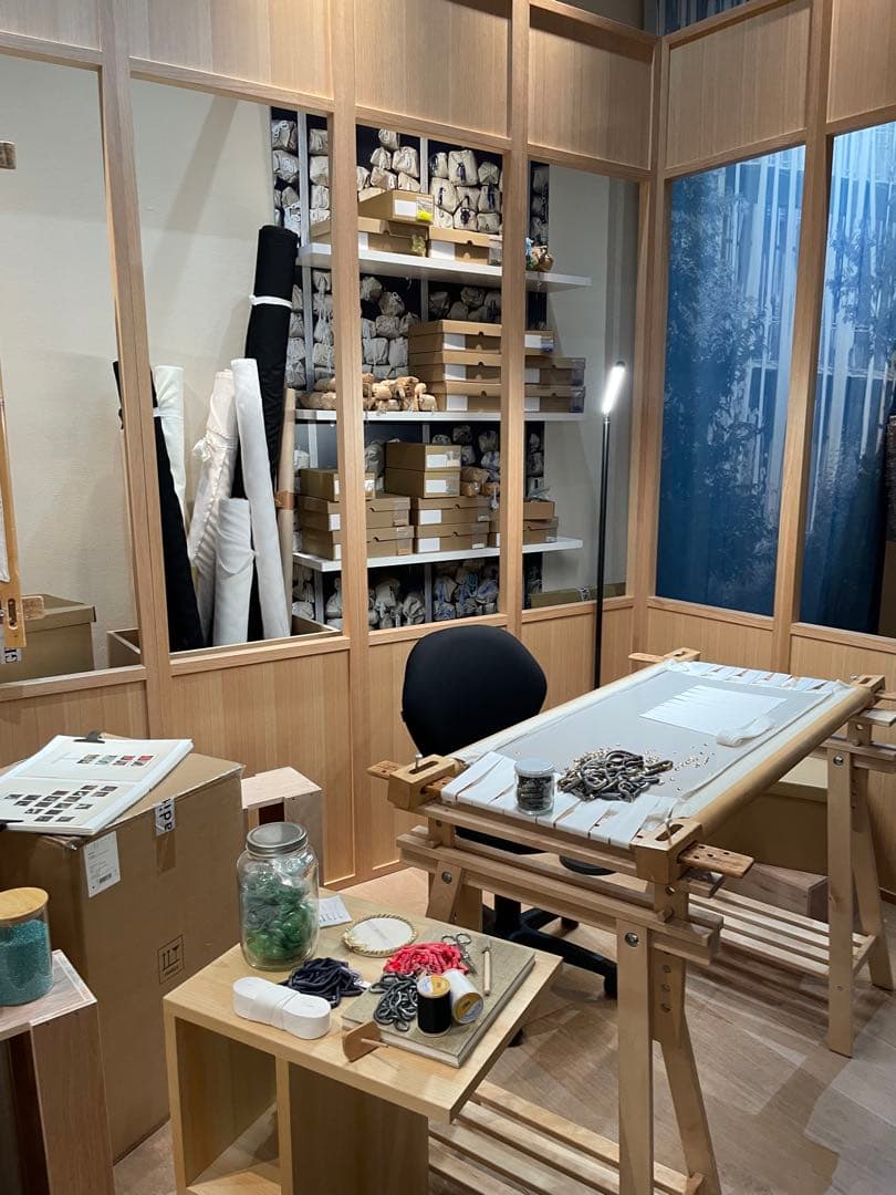 シャネル展　図録　未知なるクリエイションその先へ　エキシビジョン　匿名発送