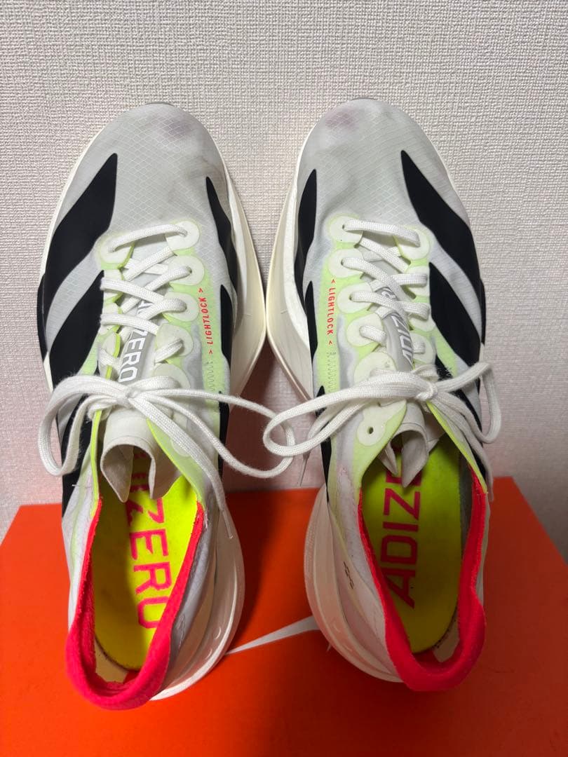 アディオスプロ4 25.0cm