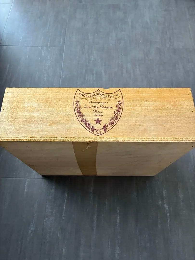 貴重　ロゼ　1988年　ドンペリニョン　空箱3点　外木箱1ドンペリ