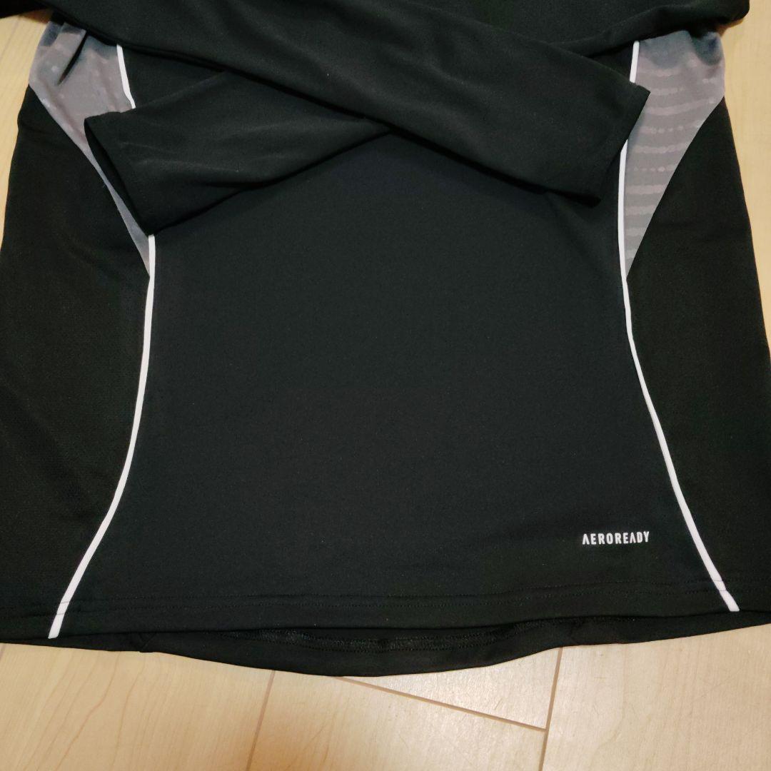 adidas TIRO25 トレーニングトップ　ブラック