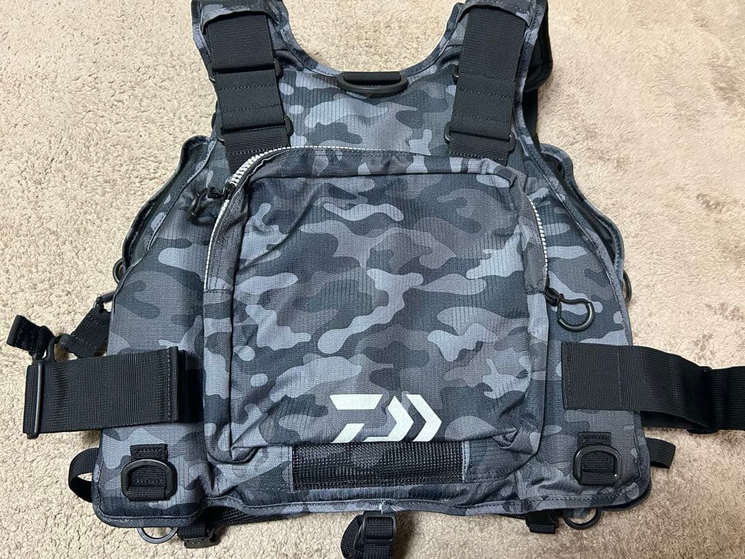 ダイワ　フローティングベスト