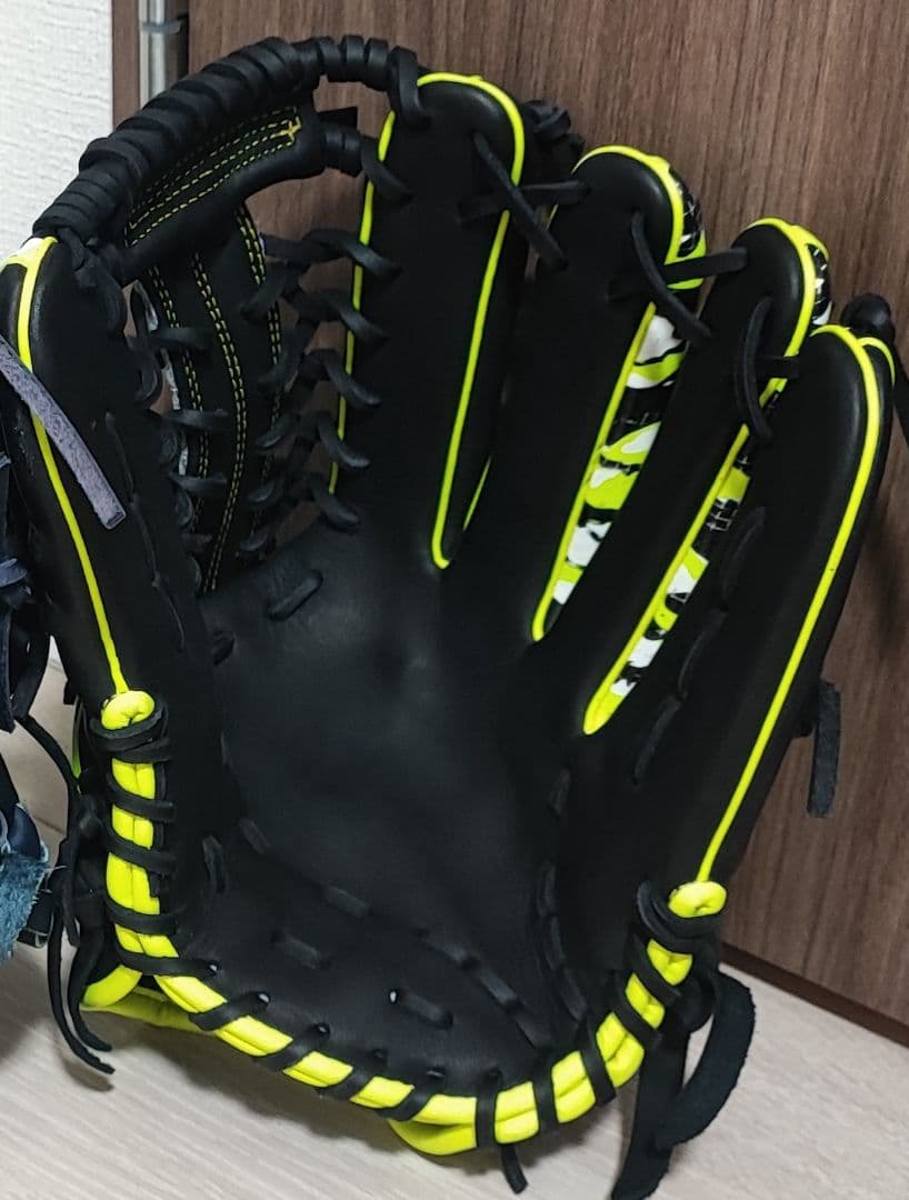 アンダーアーマー　外野　一般軟式　オールスター　廃盤