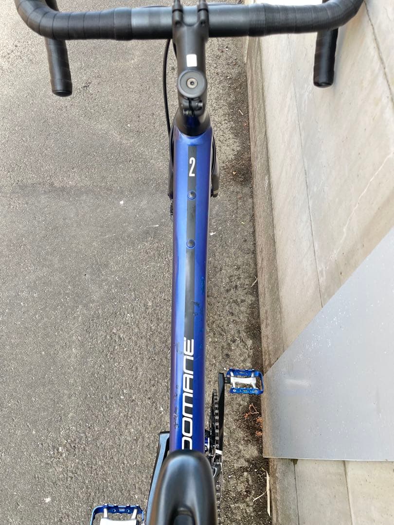 【訳あり美品】トレック　ドマーネ　al2 ディスク　16速　ロードバイク　49