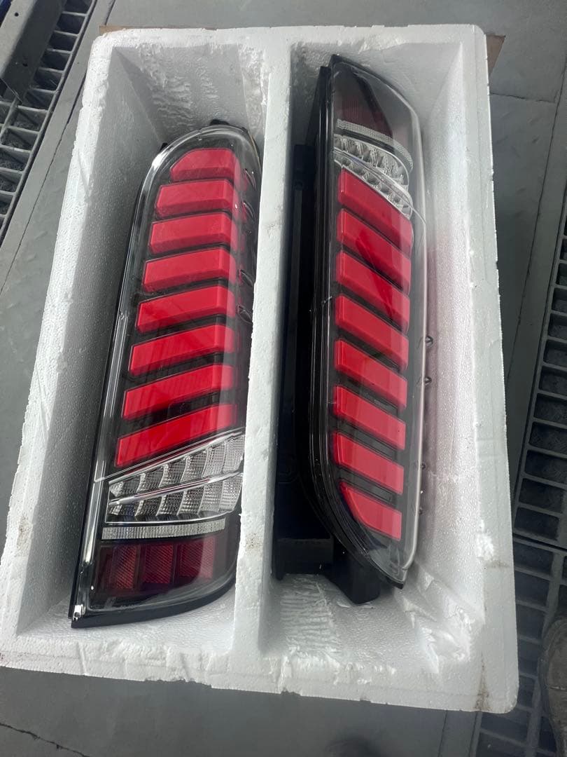 テールランプ 2個セット レッド/クリア