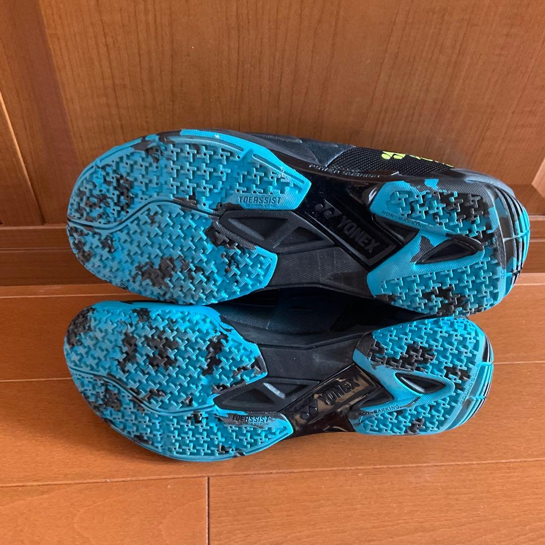 バドミントンシューズヨネックス　 パワークッションカスケードドライブSHBCD2