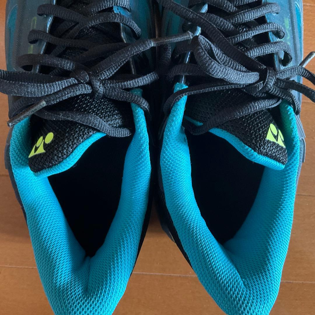 バドミントンシューズヨネックス　 パワークッションカスケードドライブSHBCD2