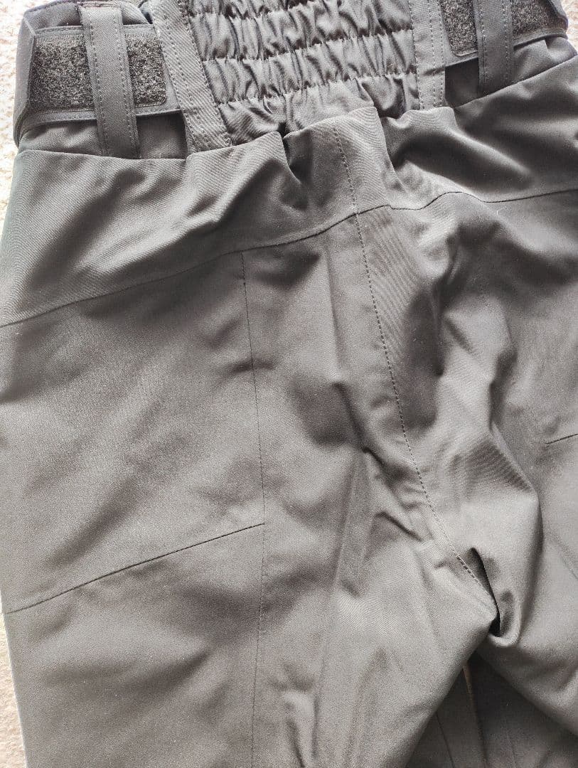 phenix フェニックス スキーパンツ　L 黒