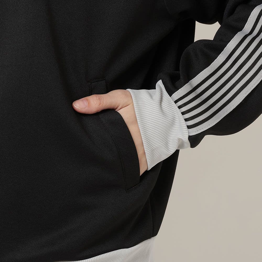 新品タグ付き フィラ ジャージ ジャケット ブラック 男女兼用 フリーサイズ