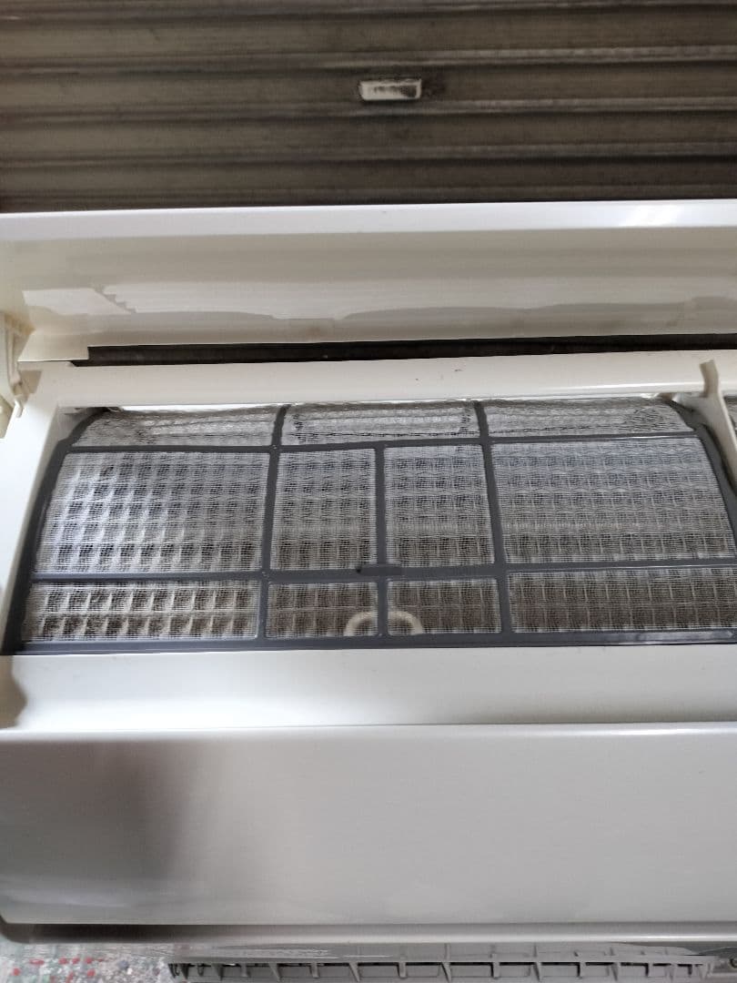 即*須様 ◆直接引き取り限定◆HITACHI RAS-AJ22K 21年製　リモ