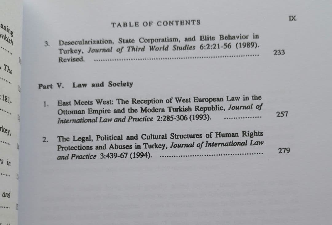 洋書　Anatolia's Loom トルコ文化・社会・政治・法研究