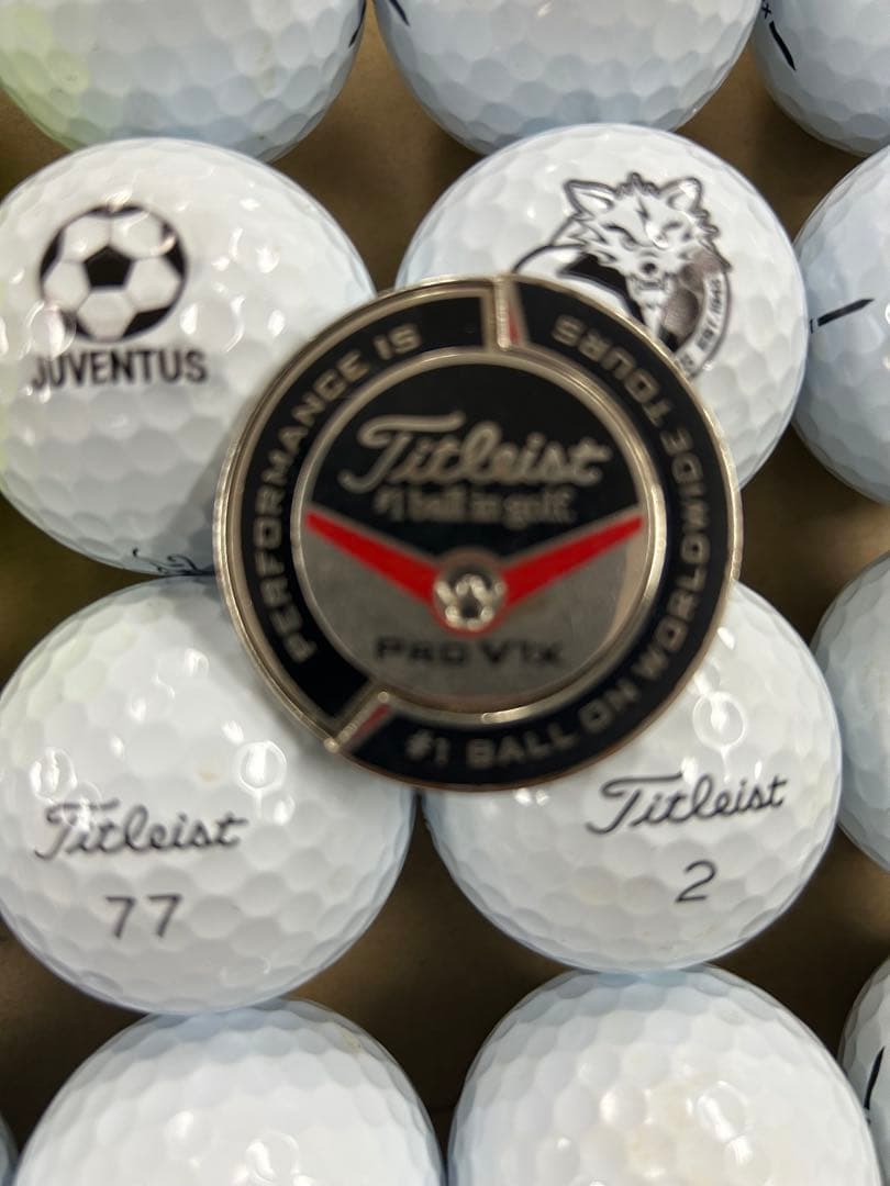 タイトリスト中古ゴルフボール　25年ニューモデル プロv1、v1x おまけ付き