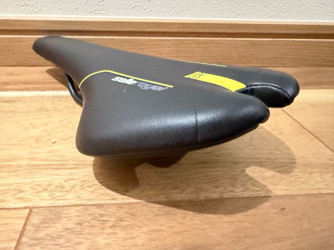 パーツ SELLE  seta si