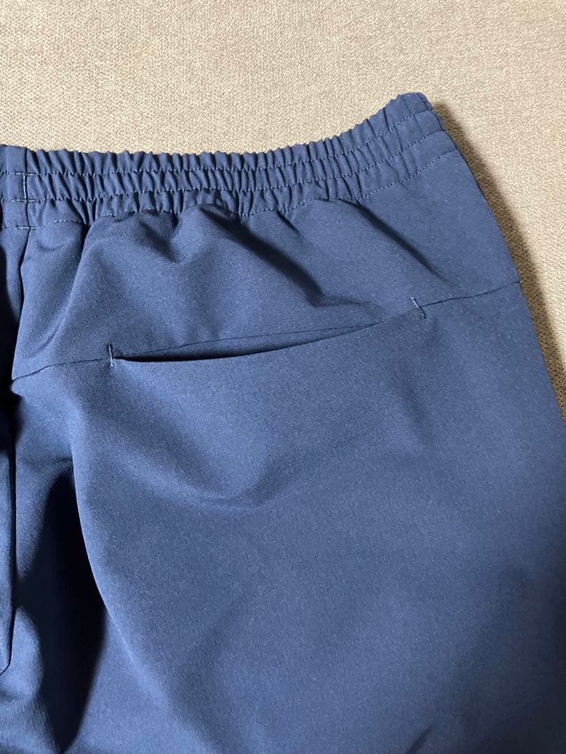 ☆美品☆UNDER ARMOUR UA UNLINED WOVENメンズ上M下L