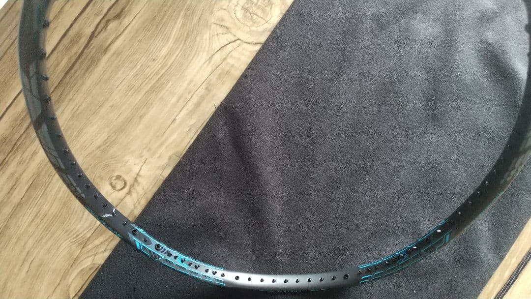 【ジャンク品】ヨネックス　ボルトリックZフォース2 ３Ｕ５