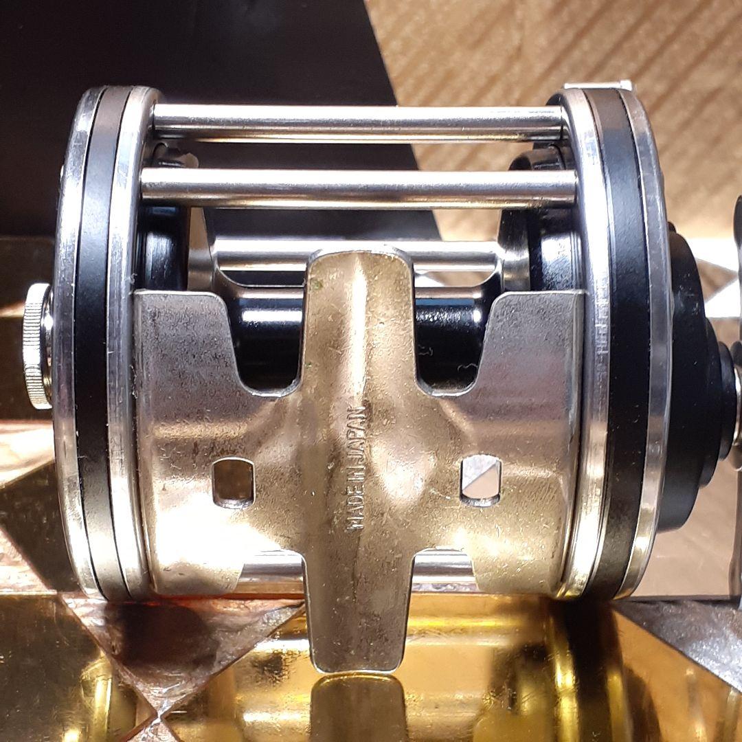 メーカー不明 MADE IN JAPANリール ベイトリール ヴィンテージ 希少