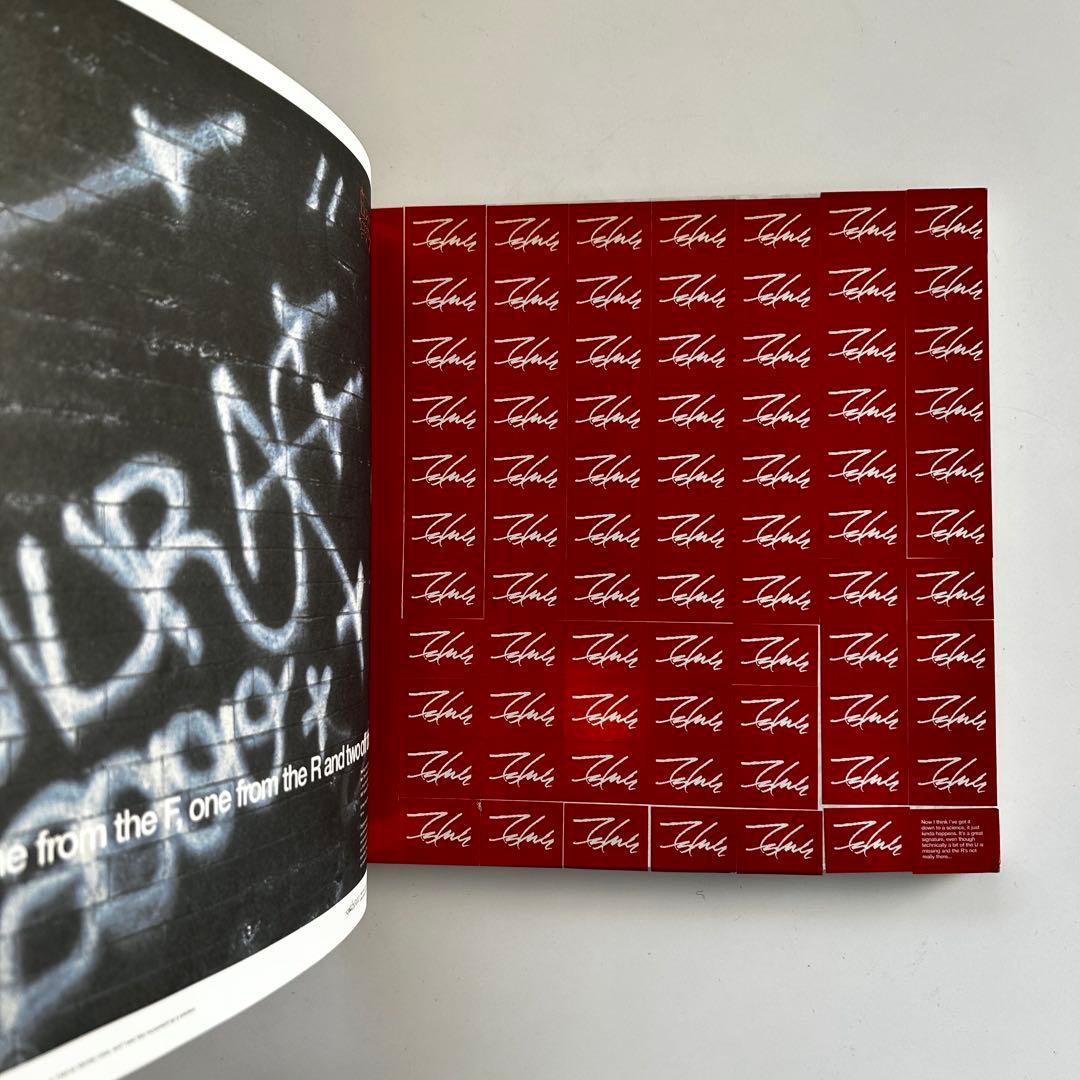 美品 洋書 FUTURA / フューチュラ 2000