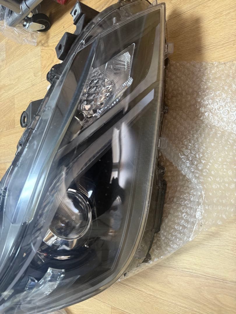 210クラウン前期 後期ルックヘッドライト