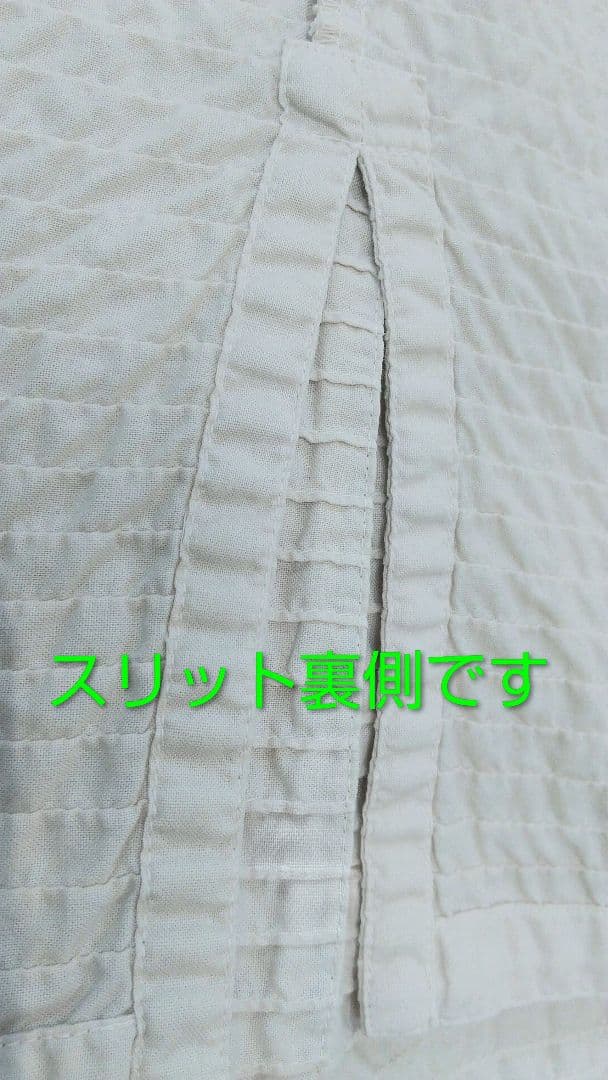 お買い得◎総ピンタックベスト◎YACCOMARICARDヤッコマリカルド◎美品