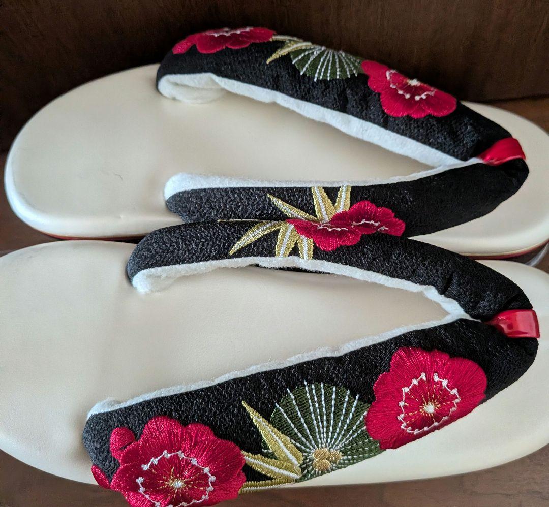 黒花柄刺繍 和装用バッグと草履まとめて　振袖などに　美品